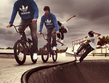 Teaser - Summer is over. Play.