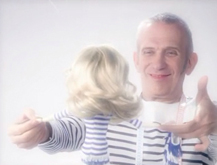 The Serial Designer stars in a Romance