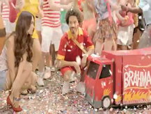 Imagina el Carnaval, Imagina la Festa - con Megan Fox