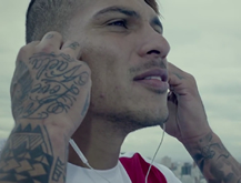 Paolo Guerrero cumple el reto