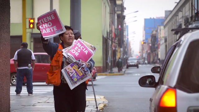 Caso Un diario. Una pancarta.