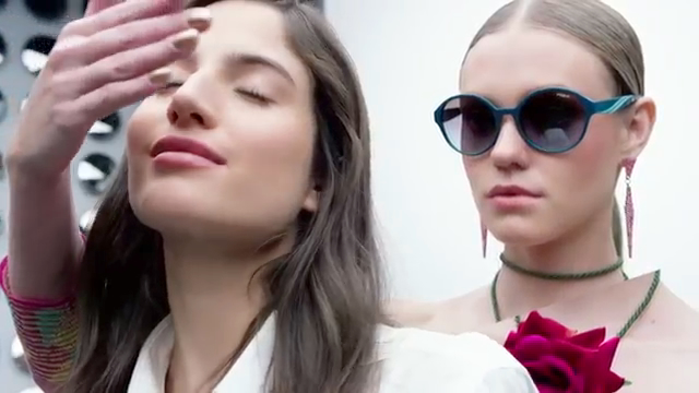 Do Mundo da moda, para o seu mundo