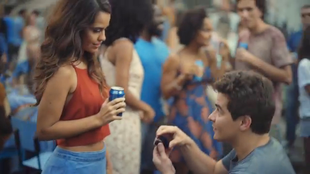 Trailer Thiago Martins e Eline Porto em #NaFogueira