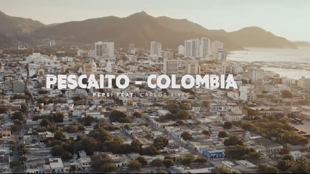 Videoclip - Allá Se Juega, Acá Lo Vives