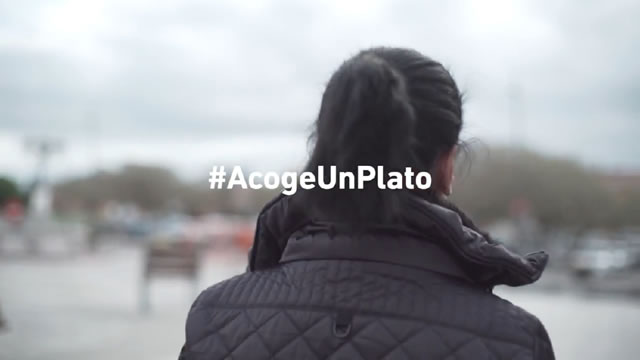 Acoge un plato
