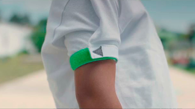 Uniform against malnutrition