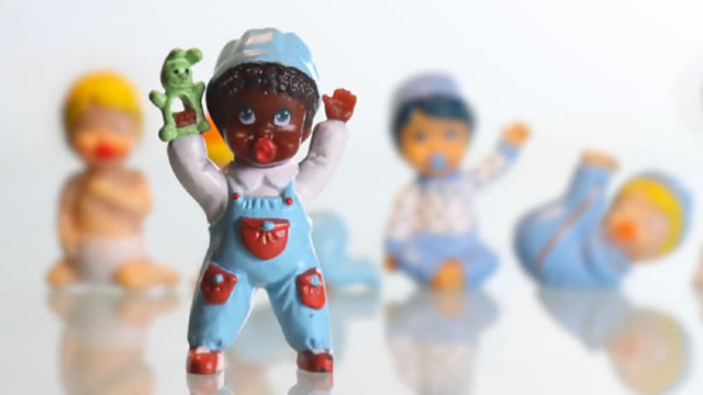 Can showing more minorities change our idea of beauty?