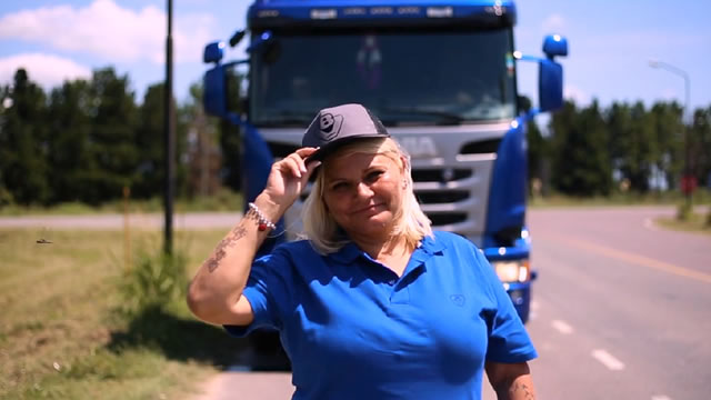 Alejandra - Queen of the Road