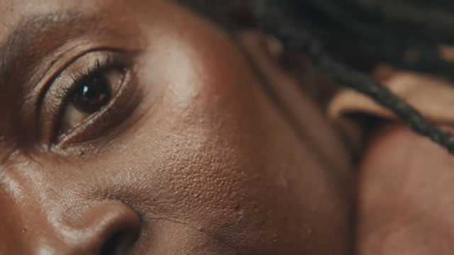 Breast Cancer Awareness – Idris Elba