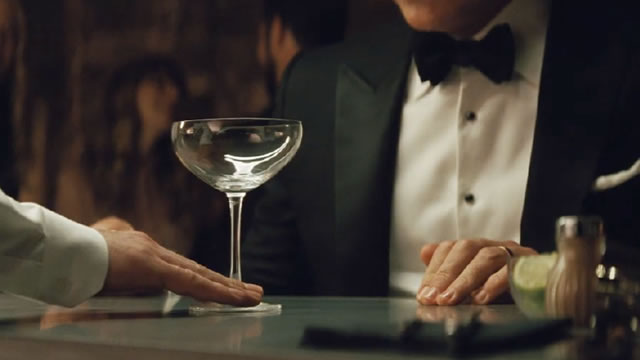 Daniel Craig vs James Bond