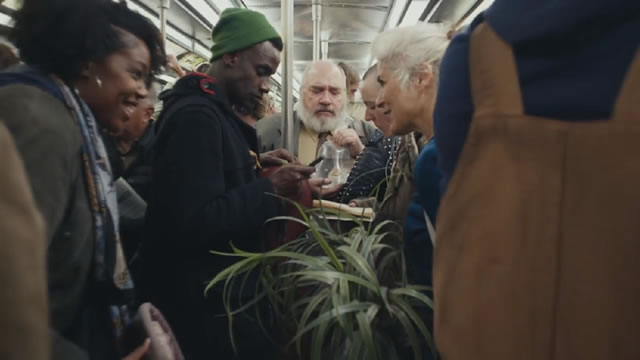 All People Are Tax People (versión larga)