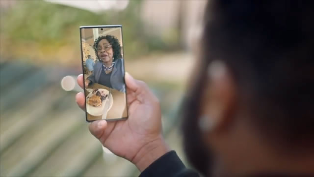 Mama Tests 5G