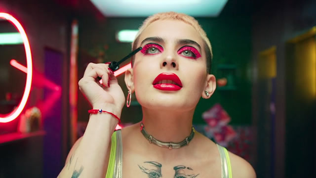 MAC Cosmetics for All (versión director)