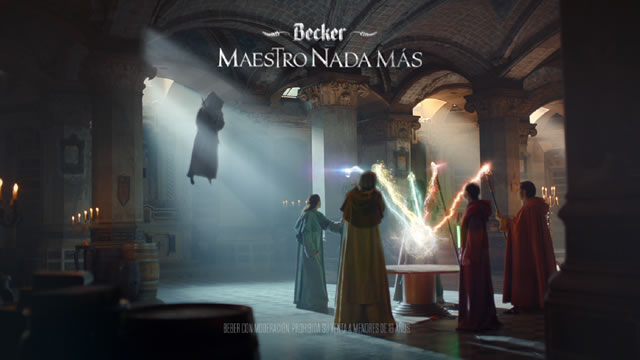 Maestro Nada Más