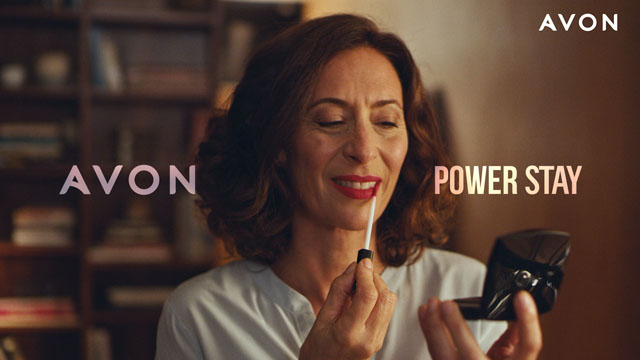 Nuestro poder se transfiere. Nuestro maquillaje, no