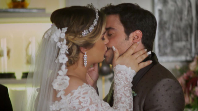 Beijos de Novelas