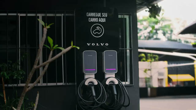 Volvo Recharge Hijack