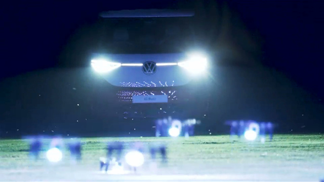 Show de Drones Volkswagen ID.BUZZ y Obi-Wan Kenobi