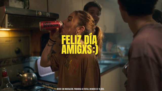 A tus amigxs, jamás