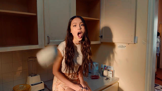 Olivia Rodrigo Get him back!