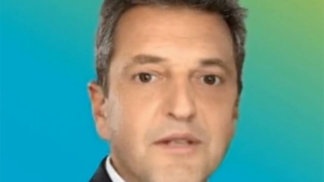 Hacer hablar Massa