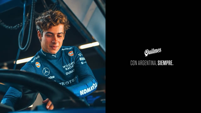 Franco se subió a un auto de F1 y con él millones de Argentinos