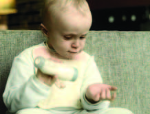 Bebe/ Chinos/ Teletubbie