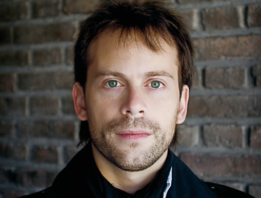 Javier Campopiano: Entre Minority Report y la realidad