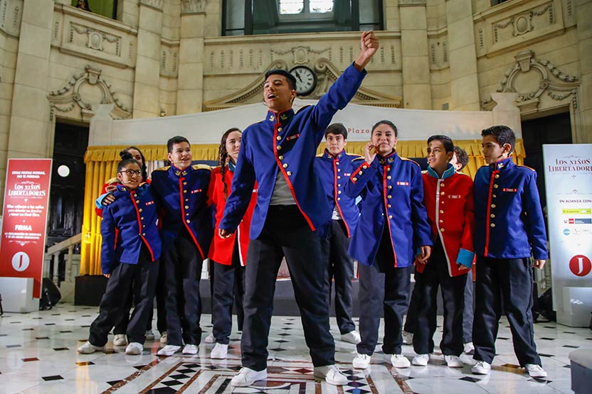 Jockey Plaza / El Comercio / Ministerio de Educación Perú / UNICEF 