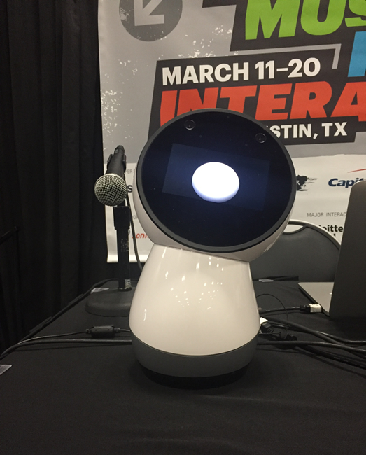 Jibo en la charla de sus creadores
