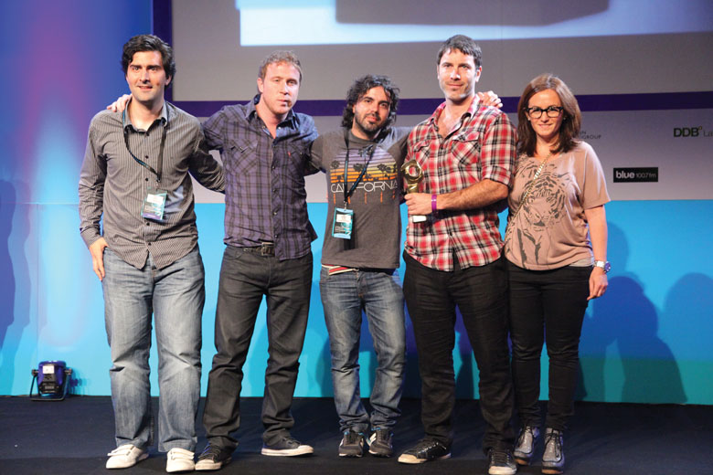 Equipo de Del Campo Nazca Saatchi & Saatchi, Mejor Agencia de Argentina