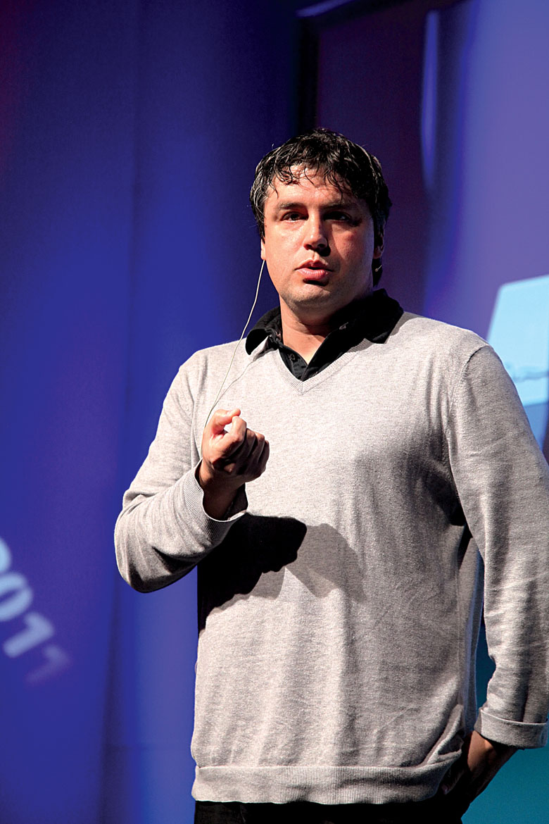 Luiz Sanches en el escenario de El Ojo 2011