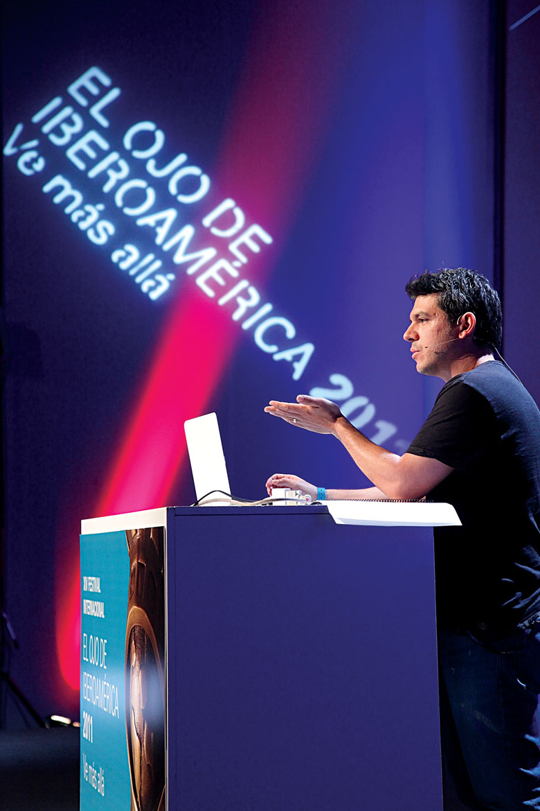 Luiz Sanches en el escenario de El Ojo 2011
