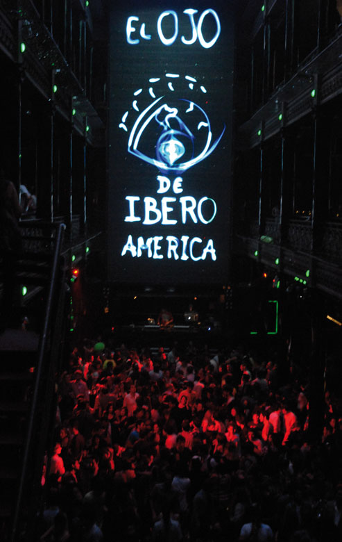 Fiesta After de El Ojo, los diseños de pantalla a cargo de la productora Flamboyant con Guido Ruttemberg y Javier Lourenco a la cabeza