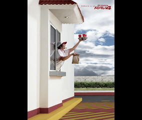 Gráficas - Toyota RAV4 (DDB Colombia)