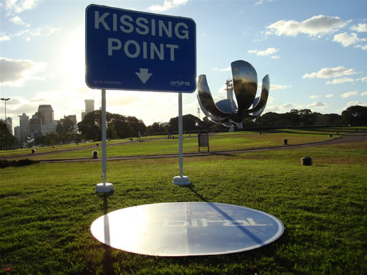 Kissing Point 2