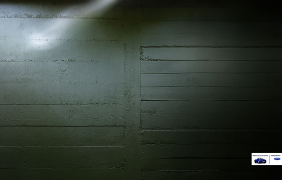 Luz pared hormigón