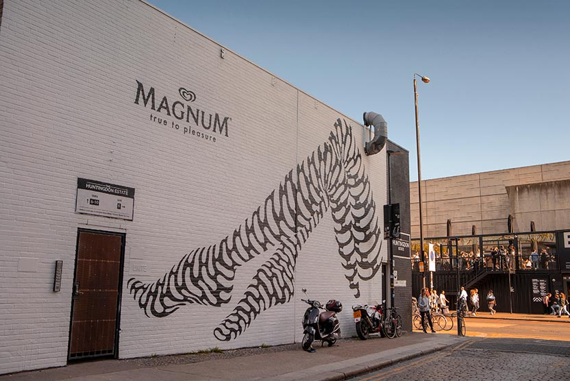 Mural Legs 3