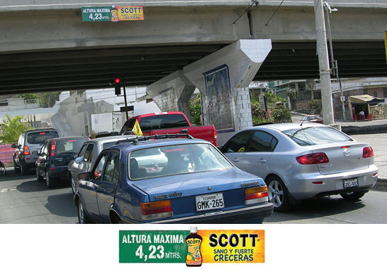 Vía Pública - Scott (Saltiveri / Ogilvy Guayaquil)