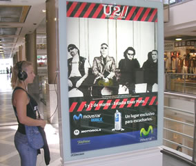 Acción - Movistar/U2